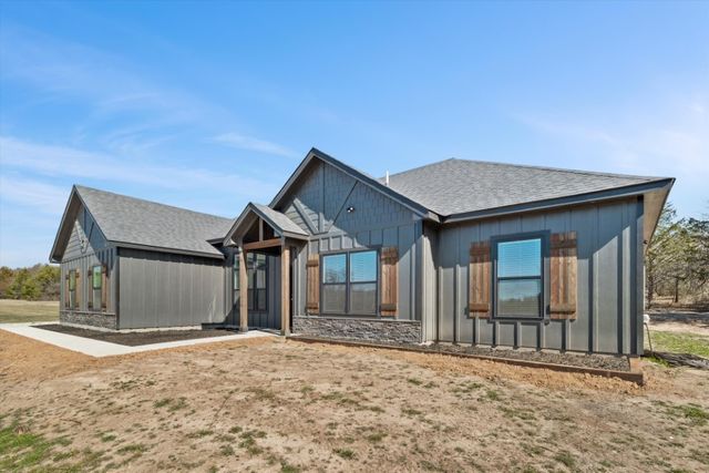 298 Greanead Road, Forestburg, TX 76239