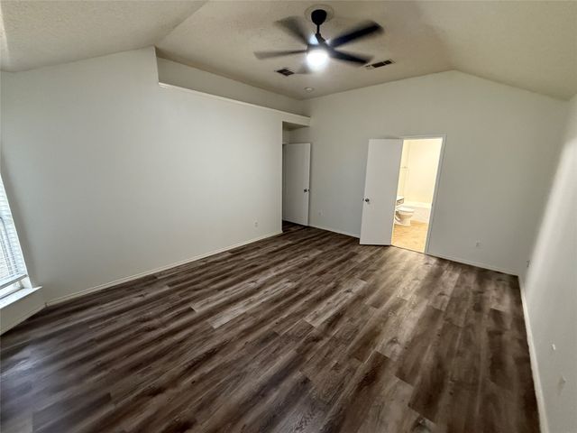 1142 Margie Street, Burleson, TX 76028