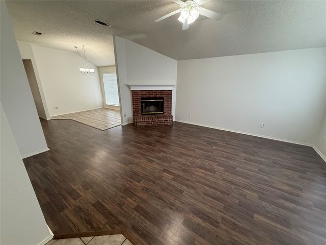 1142 Margie Street, Burleson, TX 76028