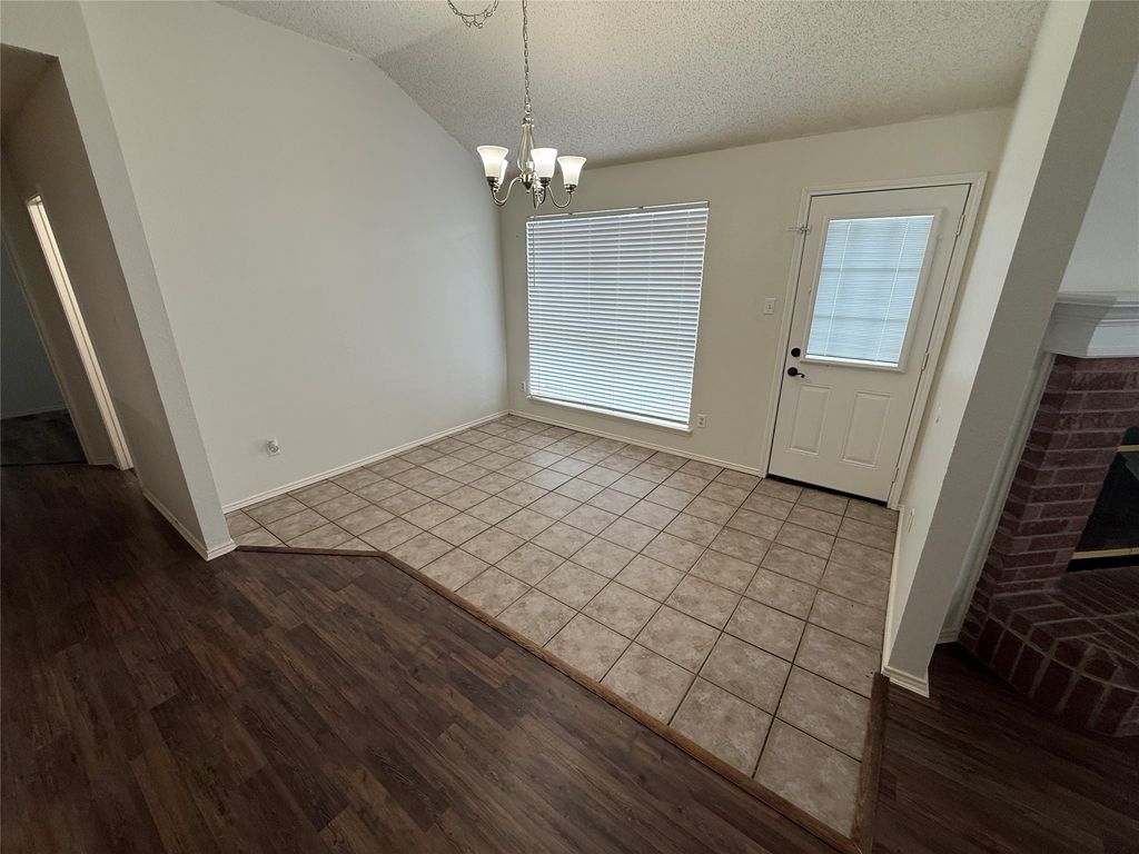 1142 Margie Street, Burleson, TX 76028 — photo 4