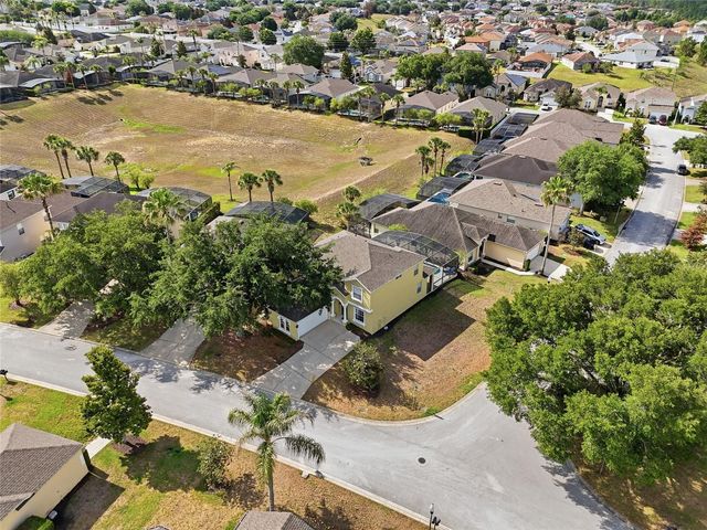 353 PLUMOSO LOOP, Davenport, FL 33897