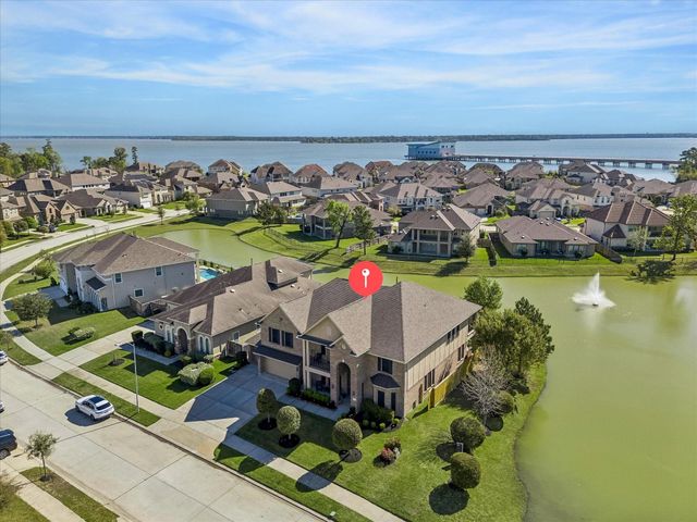 14902 Somerset Horizon Lane, Houston, TX 77044