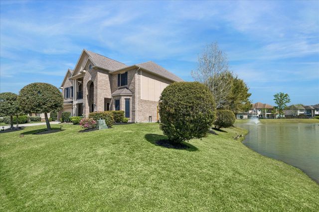 14902 Somerset Horizon Lane, Houston, TX 77044