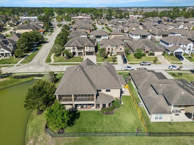 14902 Somerset Horizon Lane, Houston, TX 77044