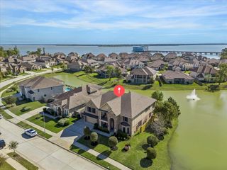 14902 Somerset Horizon Lane, Houston, TX 77044