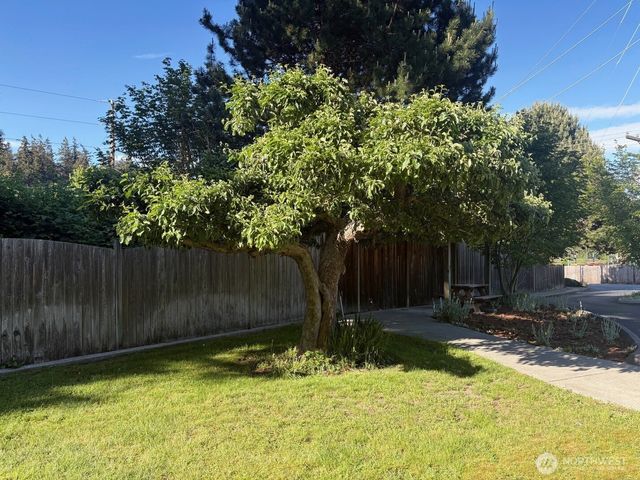 1794 Main Street, Freeland, WA 98249