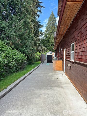1794 Main Street, Freeland, WA 98249