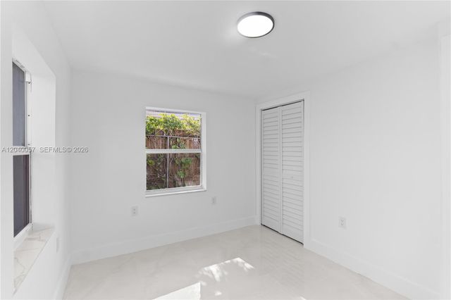 3271 NW 102nd St, Miami, FL 33147