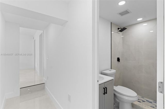 3271 NW 102nd St, Miami, FL 33147