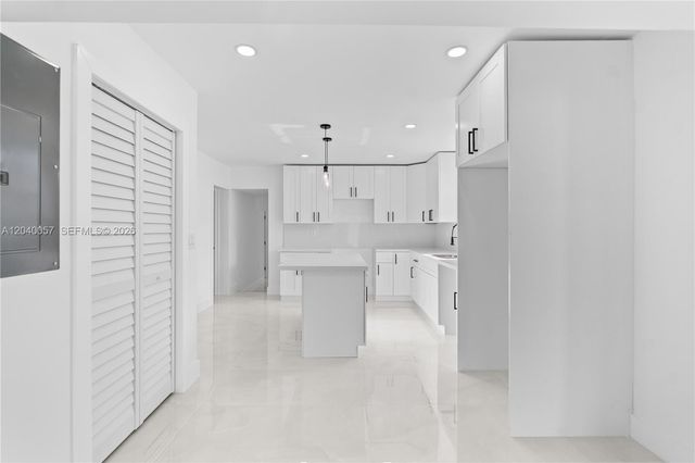 3271 NW 102nd St, Miami, FL 33147