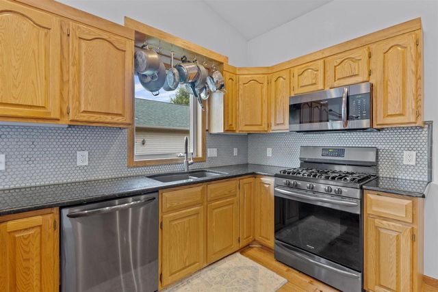 1801 Frawley Drive, Sun Prairie, WI 53590