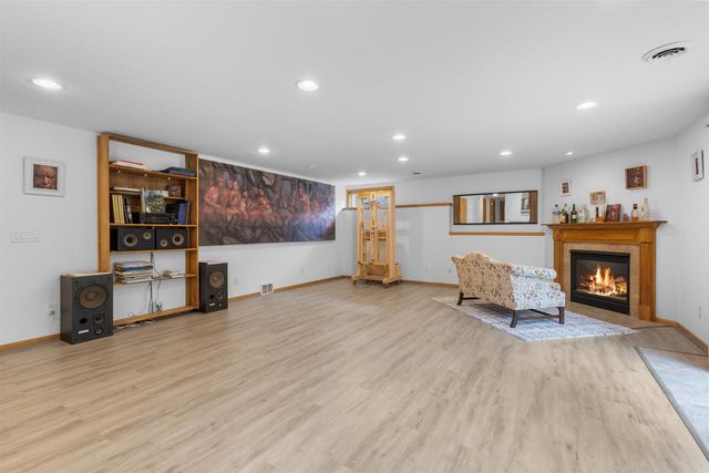 1801 Frawley Drive, Sun Prairie, WI 53590