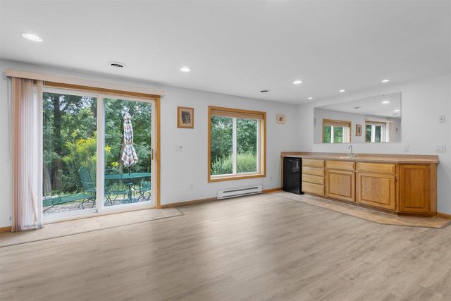 1801 Frawley Drive, Sun Prairie, WI 53590