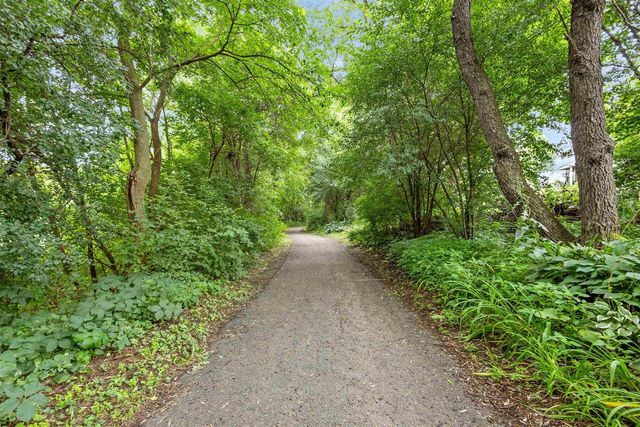 1801 Frawley Drive, Sun Prairie, WI 53590