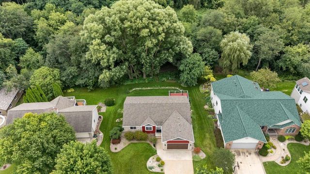1801 Frawley Drive, Sun Prairie, WI 53590