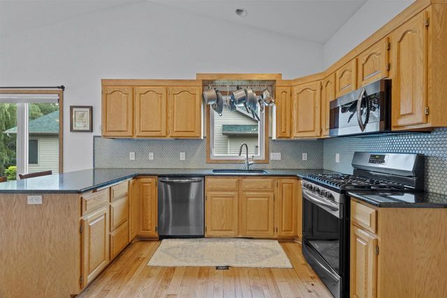 1801 Frawley Drive, Sun Prairie, WI 53590