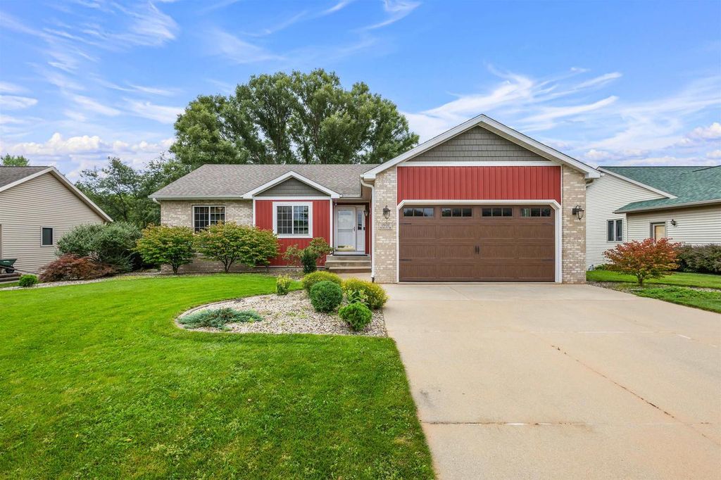 1801 Frawley Drive, Sun Prairie, WI 53590