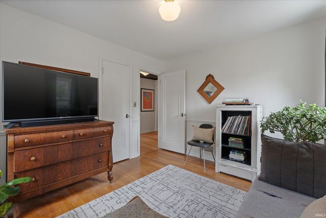 710 E Eckman Street, South Bend, IN 46614