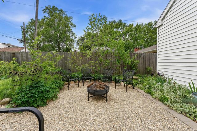 710 E Eckman Street, South Bend, IN 46614