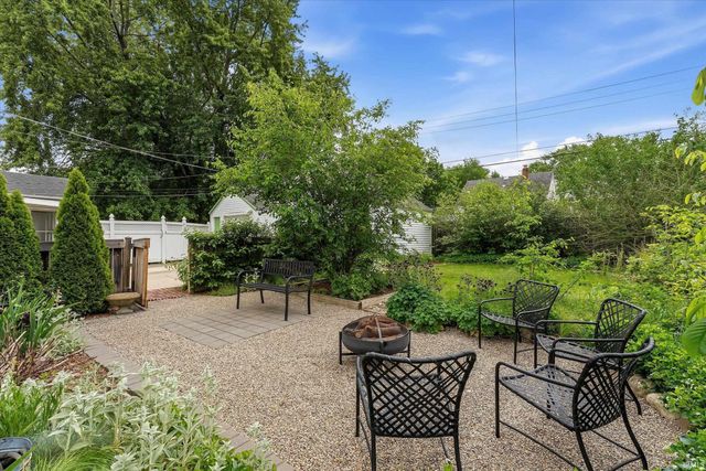 710 E Eckman Street, South Bend, IN 46614