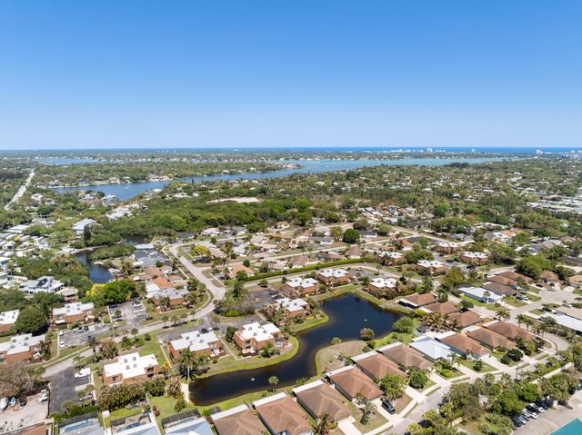 110 N Delaware Boulevard 13a, Jupiter, FL 33458