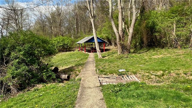 0 Locust Hill Dr, Harmar, PA 15024