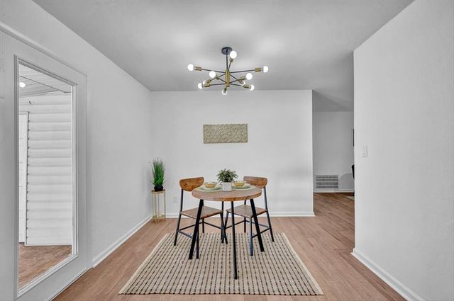 125 SW 6th Street, Moore, OK 73160