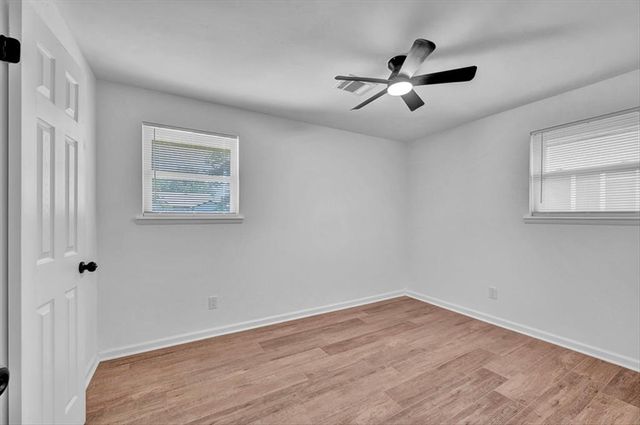 125 SW 6th Street, Moore, OK 73160