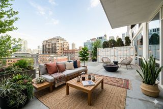 757 N Orleans Street 605, Chicago, IL 60654