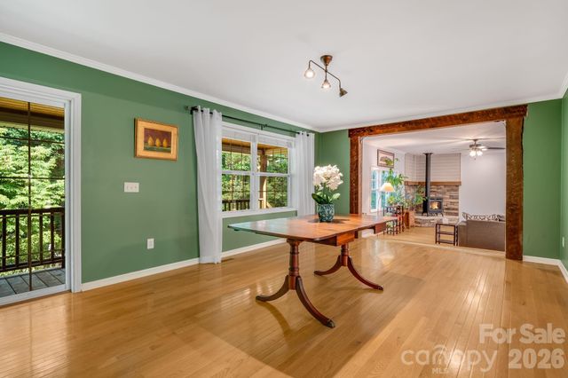 218 S Alta Vista Drive, Saluda, NC 28773