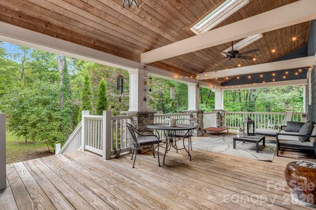 218 S Alta Vista Drive, Saluda, NC 28773