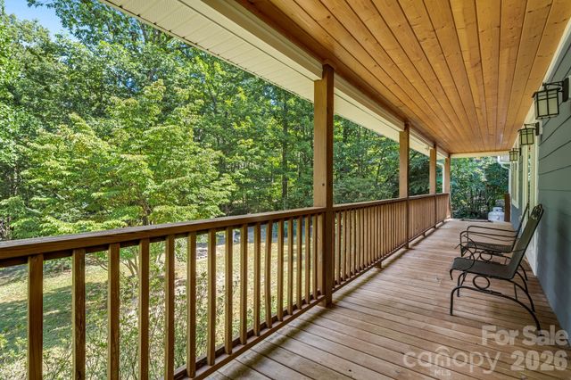 218 S Alta Vista Drive, Saluda, NC 28773