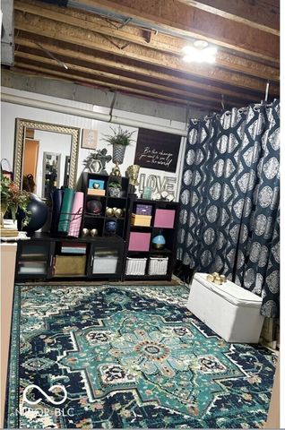 16424 Brookhollow Drive, Westfield, IN 46062