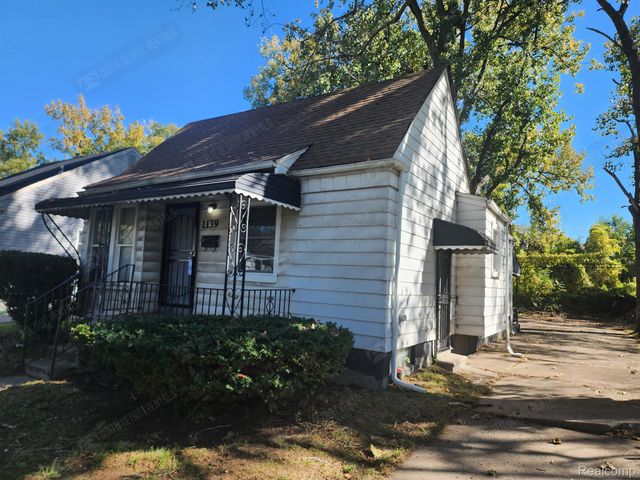 1139 S BASSETT Street, Detroit, MI 48217