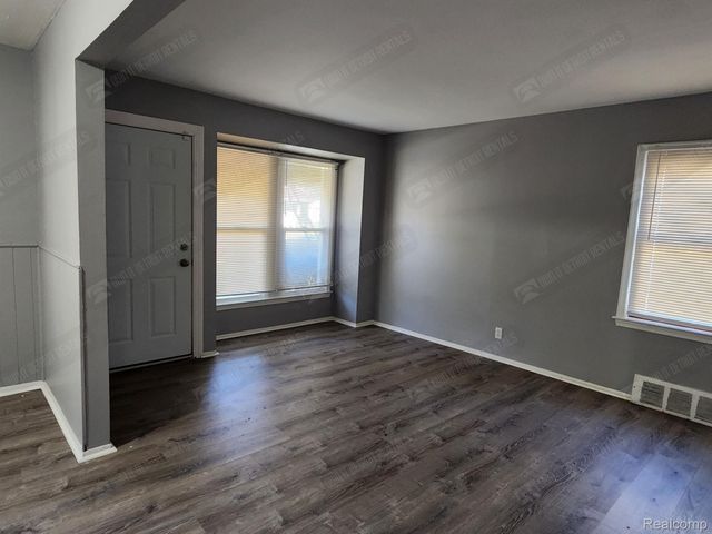 1139 S BASSETT Street, Detroit, MI 48217