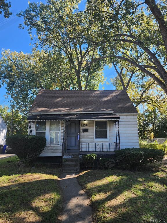 1139 S BASSETT Street, Detroit, MI 48217