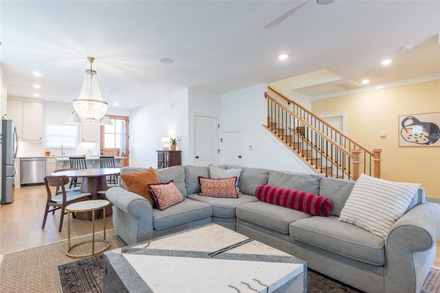 2609 N Gulley Grove Circle, Fayetteville, AR 72703