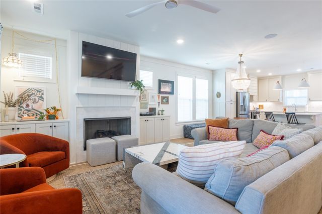 2609 N Gulley Grove Circle, Fayetteville, AR 72703
