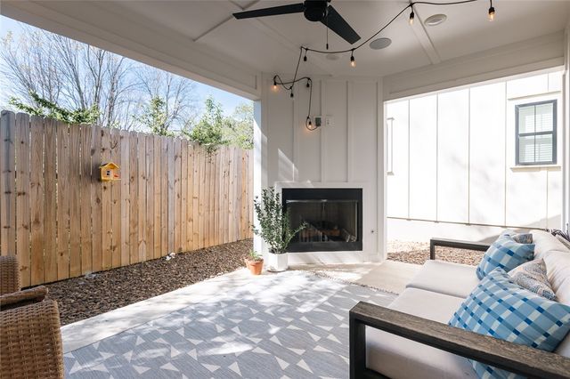 2609 N Gulley Grove Circle, Fayetteville, AR 72703