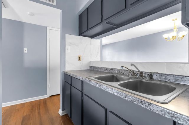 8433 Hearth Drive 35, Houston, TX 77054