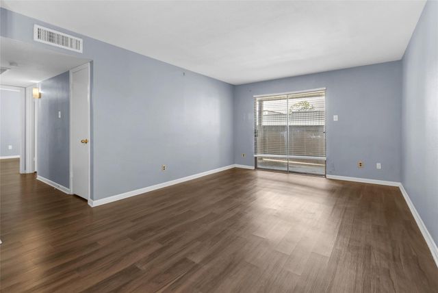 8433 Hearth Drive 35, Houston, TX 77054