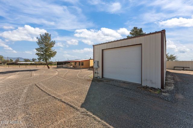 22905 W RANCH Road, Congress, AZ 85332