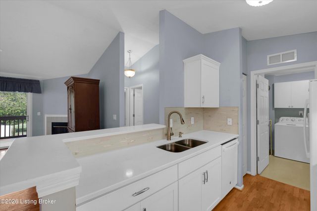 3503 Lennox View Ct 207, Louisville, KY 40299