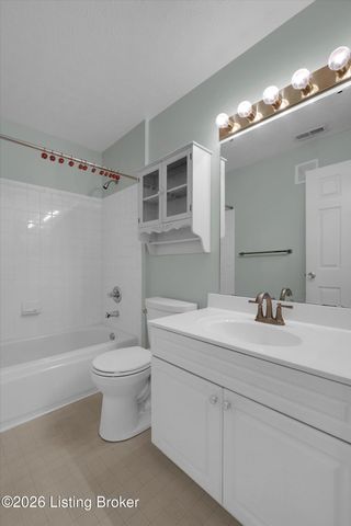 3503 Lennox View Ct 207, Louisville, KY 40299