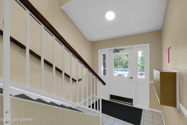 3503 Lennox View Ct 207, Louisville, KY 40299