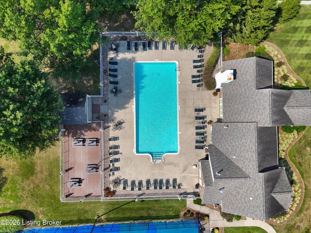 3503 Lennox View Ct 207, Louisville, KY 40299