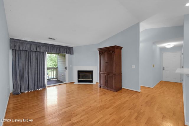 3503 Lennox View Ct 207, Louisville, KY 40299