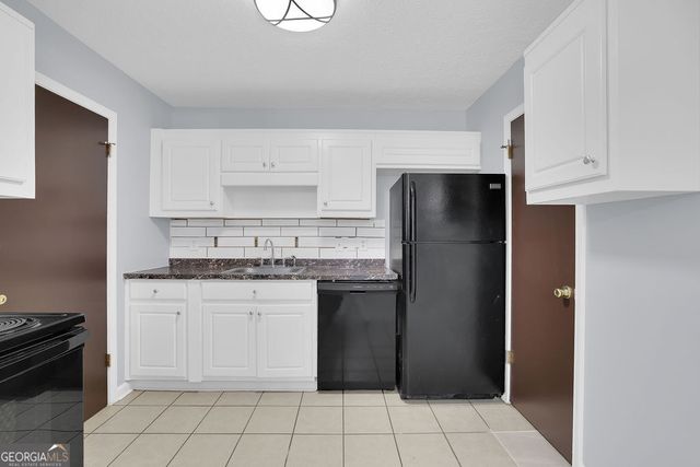 1424 Springleaf Circle SE, Smyrna, GA 30080