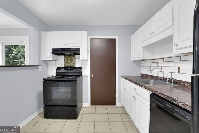 1424 Springleaf Circle SE, Smyrna, GA 30080
