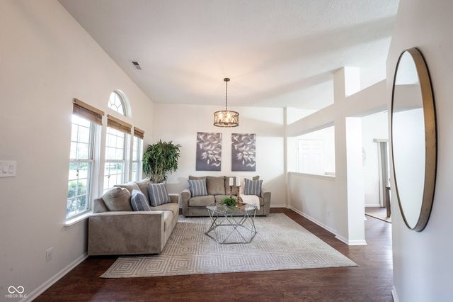 11131 Settlers Court, Fishers, IN 46038